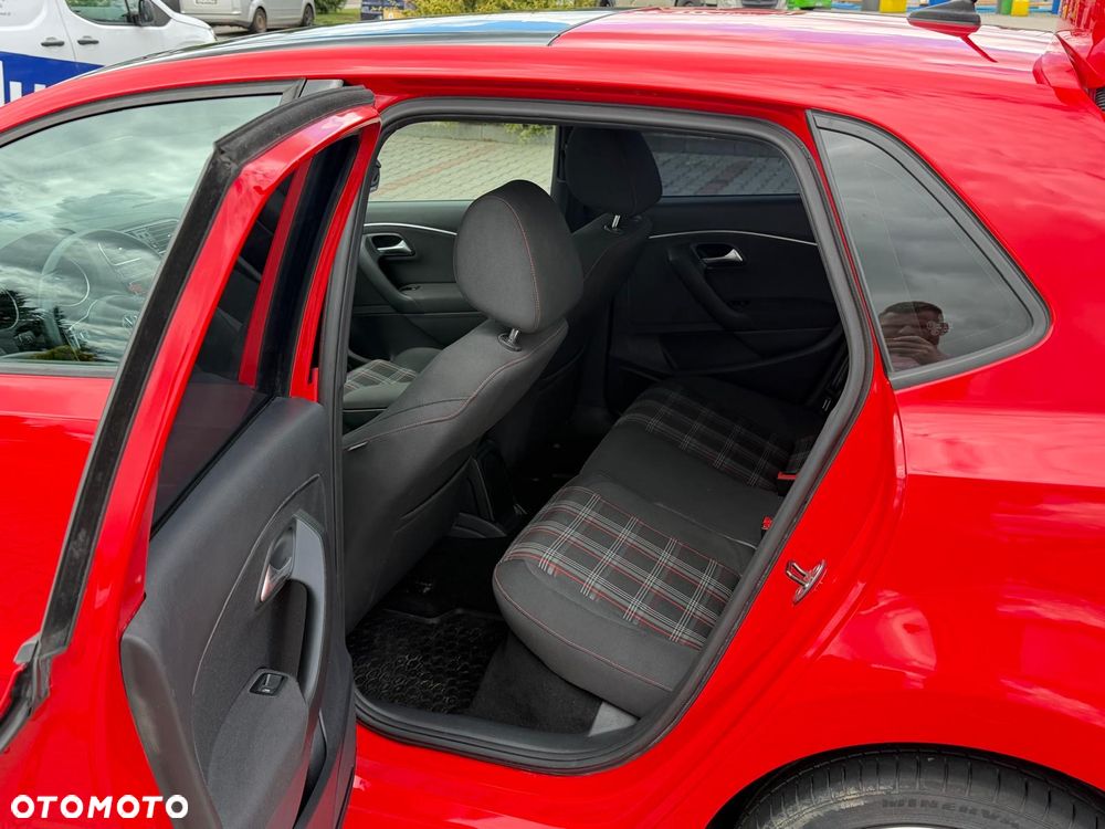 Volkswagen Polo 1.8 TSI BMT GTI DSG - 10