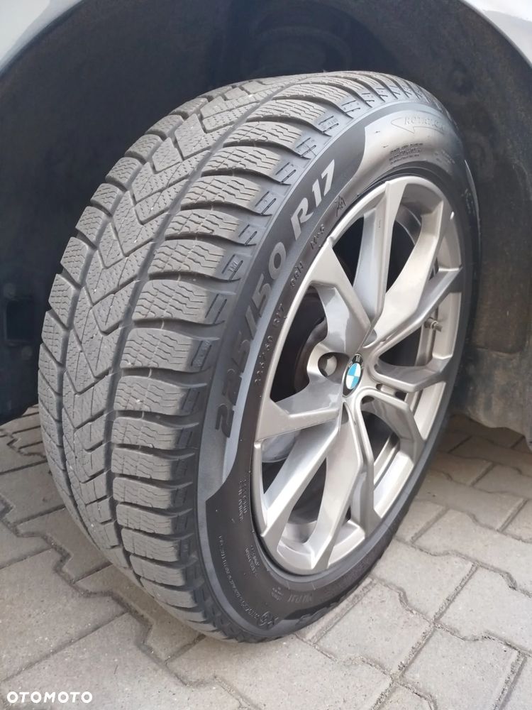 BMW Seria 3 318d Sport Line - 25
