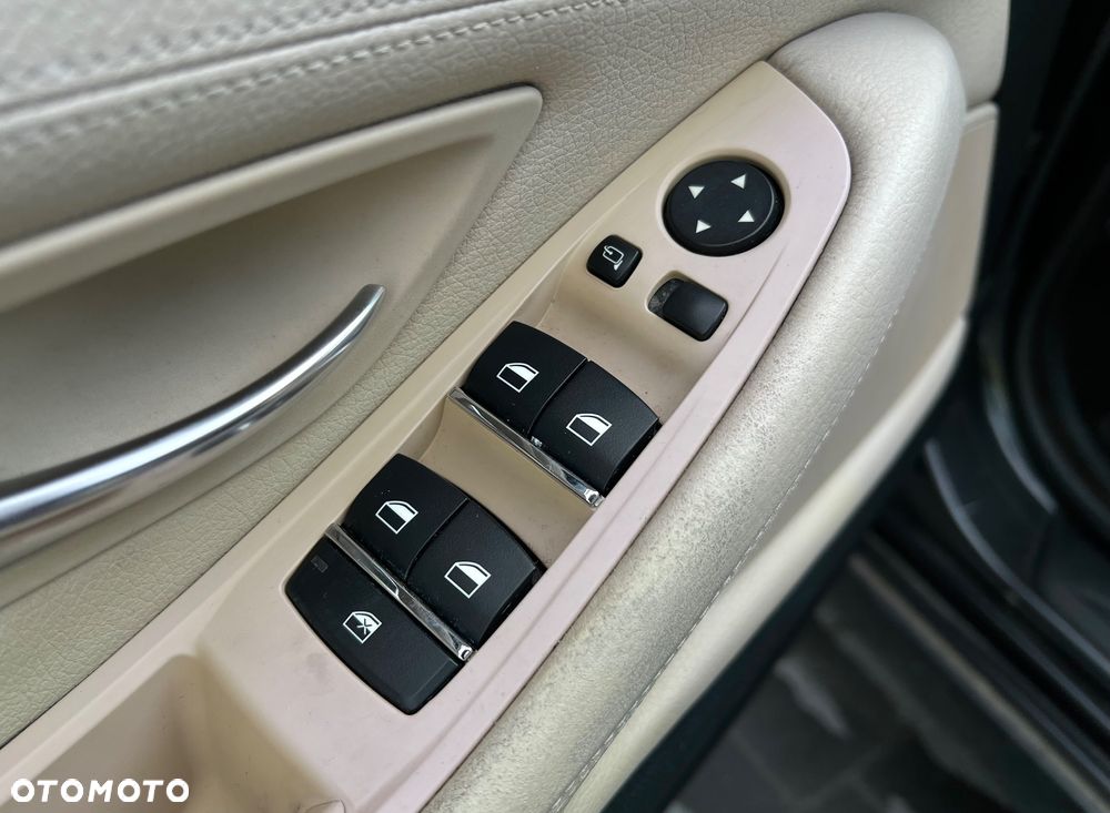 BMW Seria 5 530d - 16
