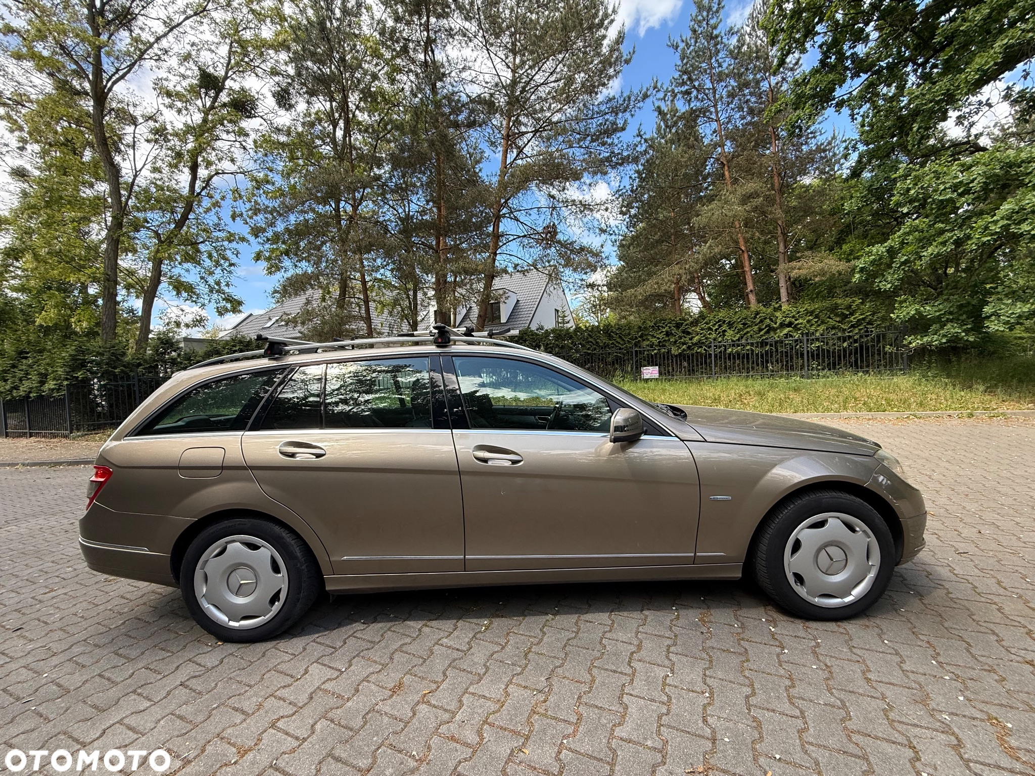 Mercedes-Benz Klasa C 220 T CDI DPF (BlueEFFICIENCY) Avantgarde - 15