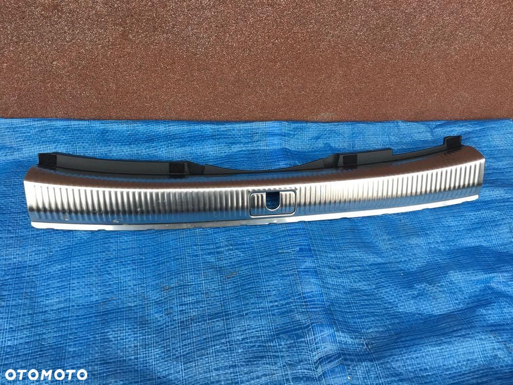 Audi A4 S4 B9 Lift Osłona Bagażnika Pasa Tył 8W9864513 - 1