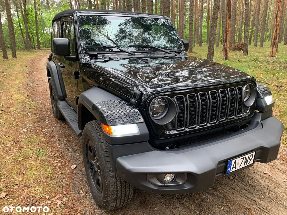 Jeep Wrangler - 16