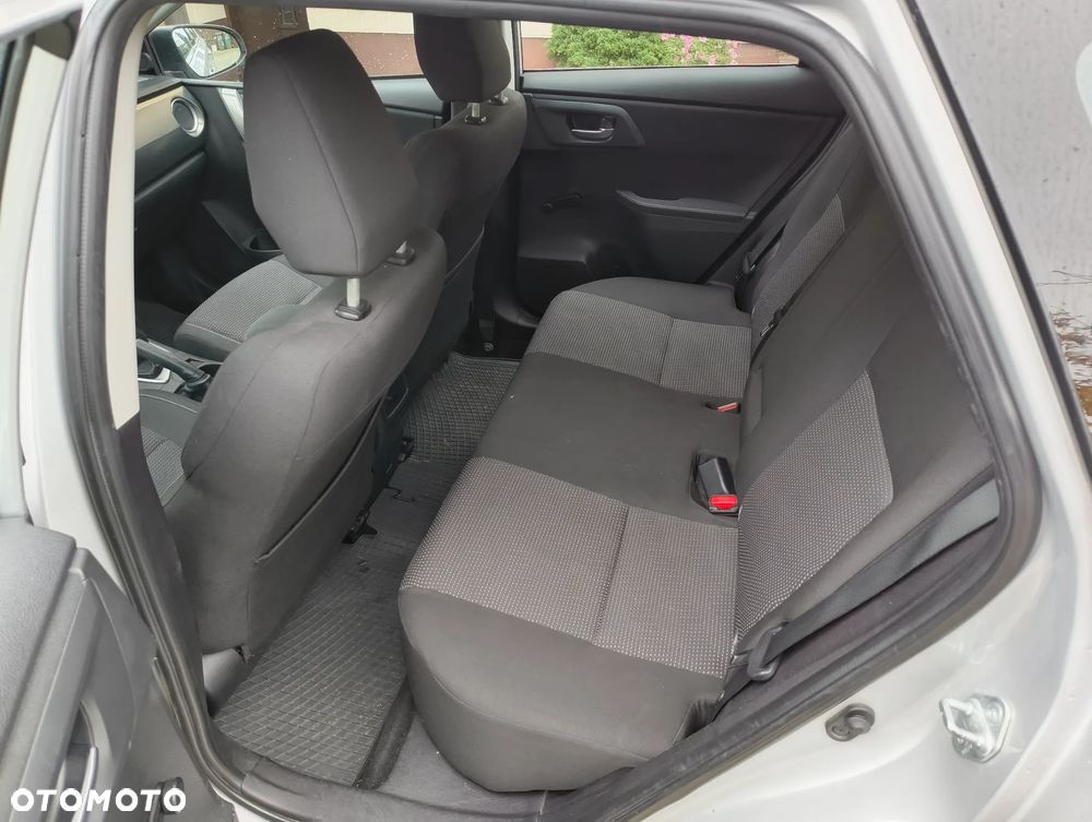 Toyota Auris 1.6 Active - 8
