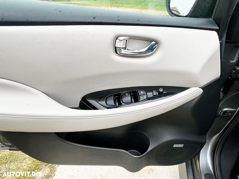 Nissan LEAF 40 kWh Tekna - 14