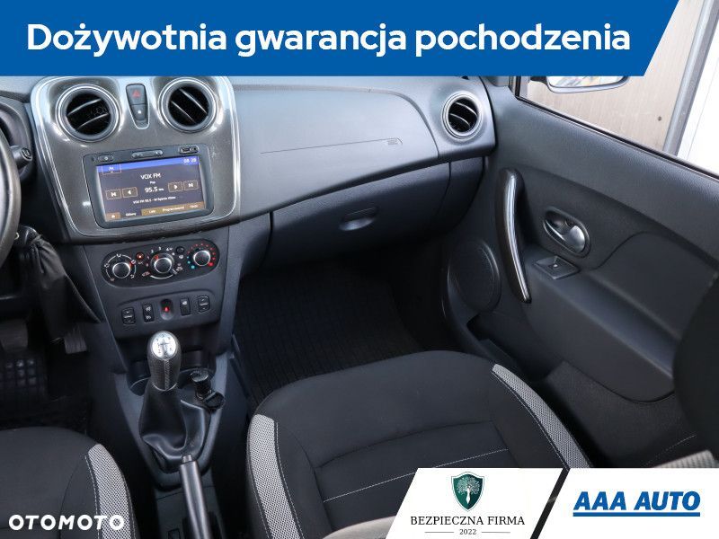 Dacia Sandero - 9