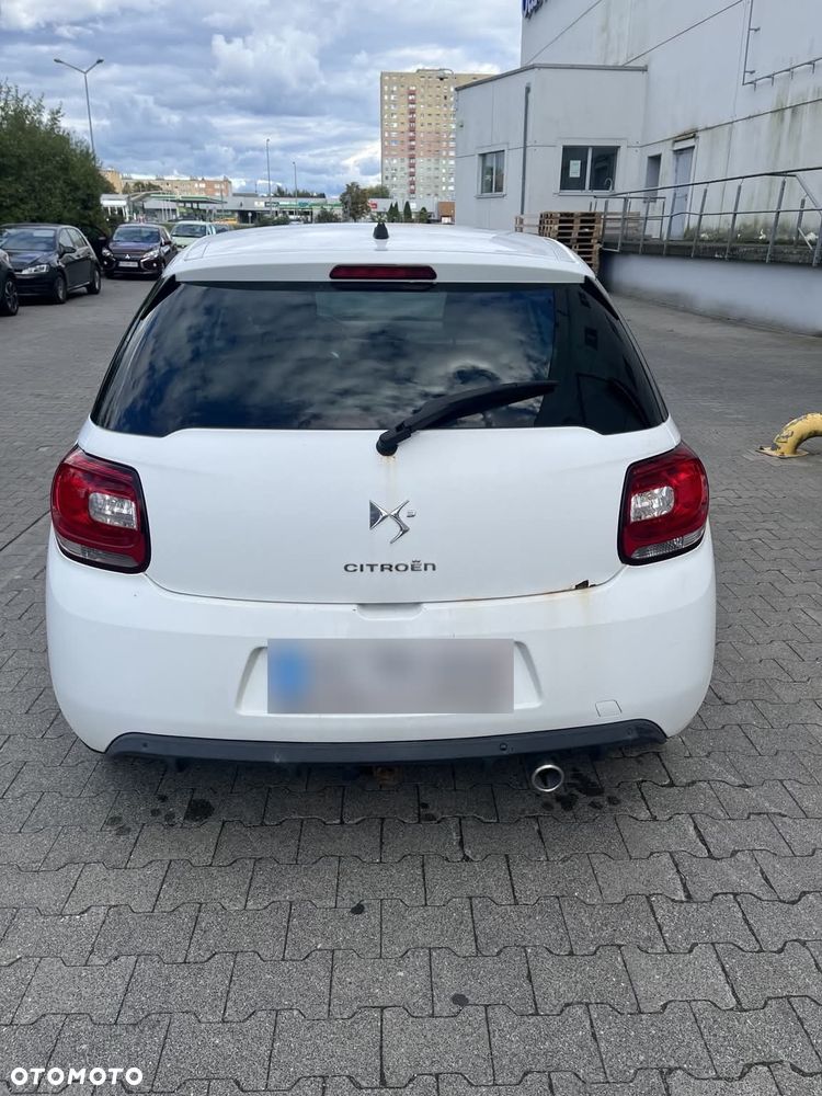 Citroën DS3 1.6 HDi SoChic - 3