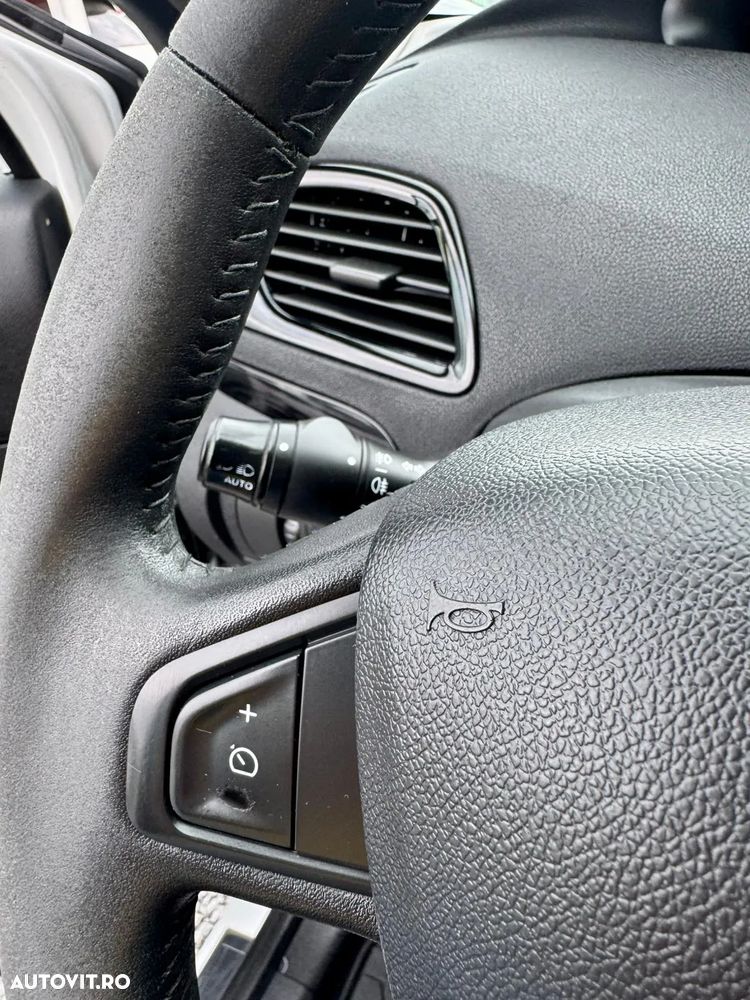 Renault Scenic - 22