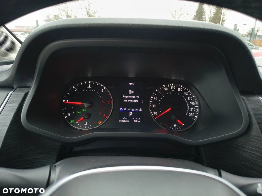 Renault Trafic 2.0 dCi EDC - 16