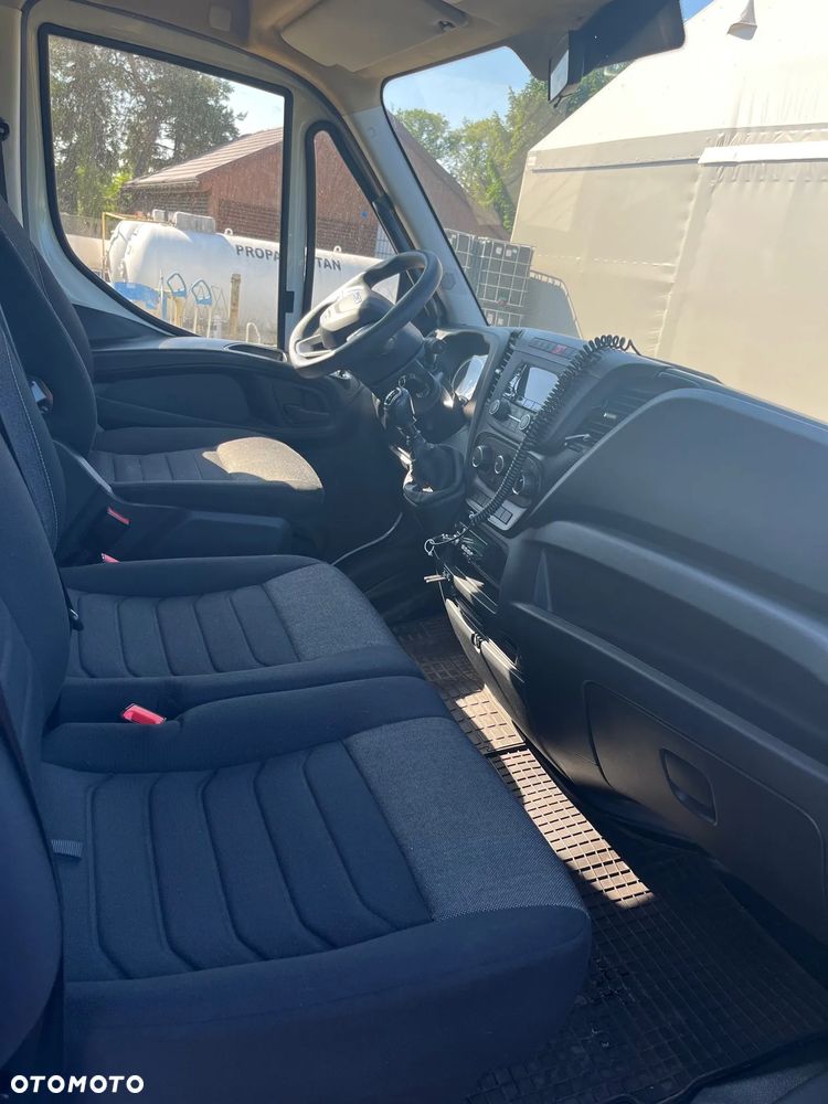 Iveco 50C/MR - 7
