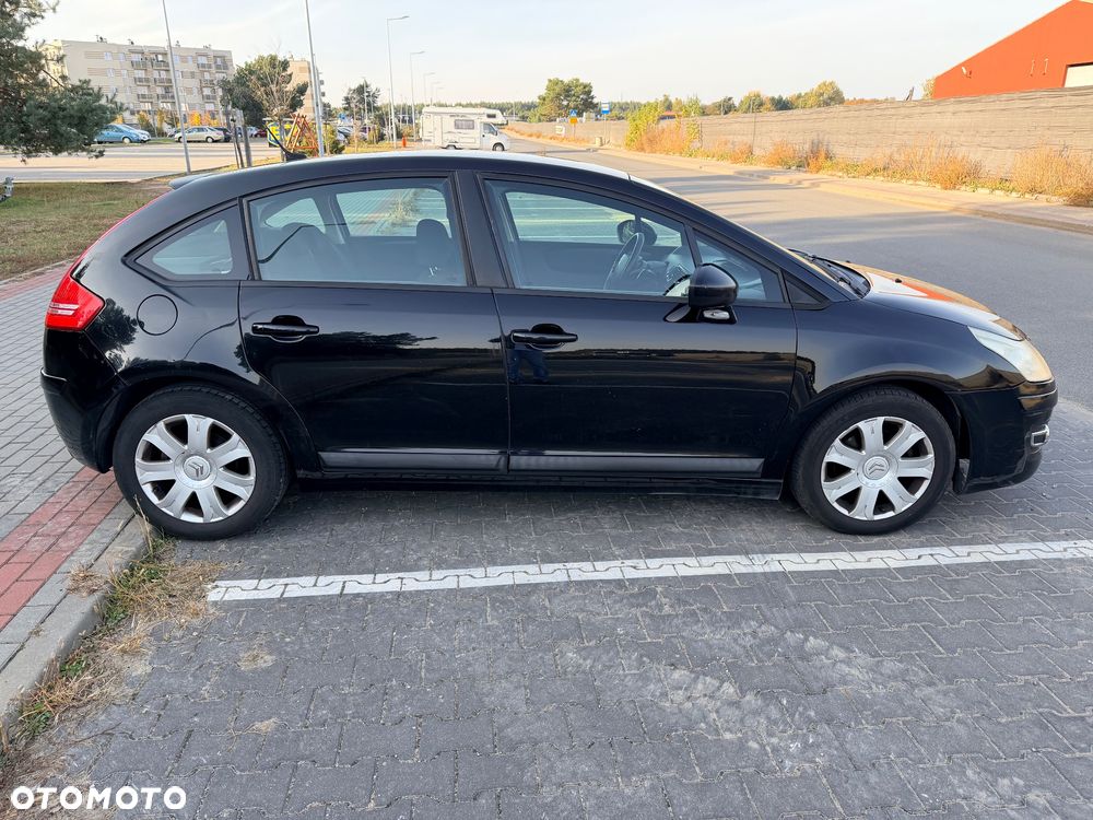 Citroen C4 2009 photo 5
