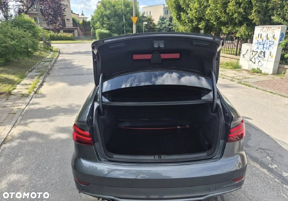 Audi A3 Limousine 1.6 TDI S tronic design - 8