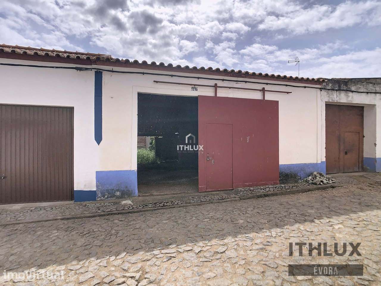 Imóvel com potencial no centro de Montoito - Grande imagem: 4/6