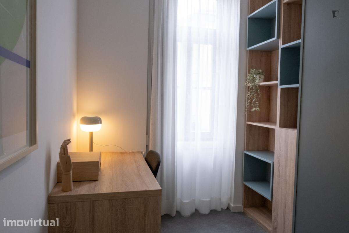Quarto - localizado em Paranhos Porto - Grande imagem: 4/28