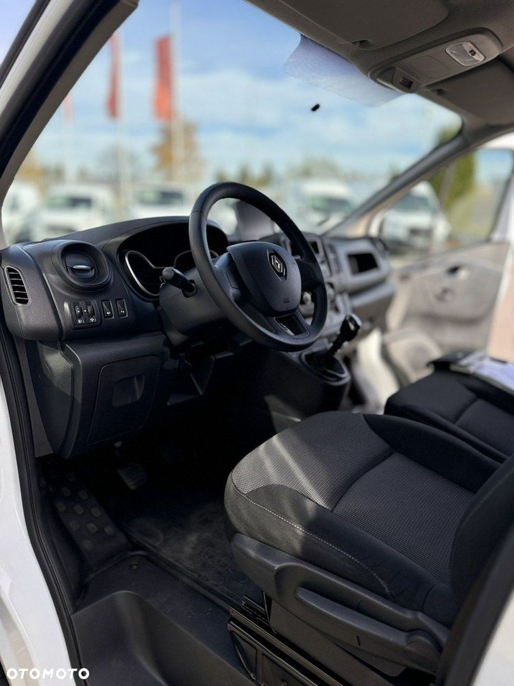 Renault Trafic - 31