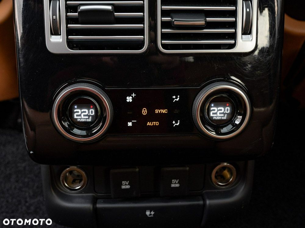 Land Rover Range Rover - 26