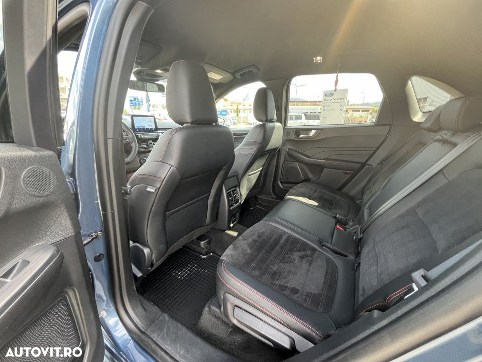 Ford Kuga - 22