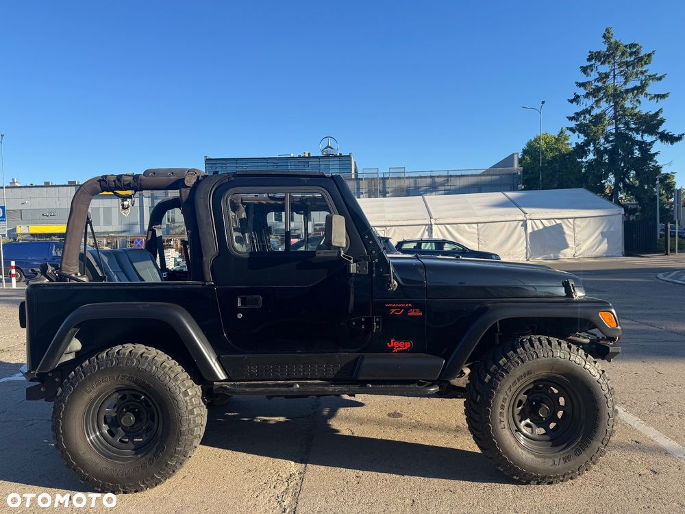 Jeep Wrangler 4.0 Sport - 12