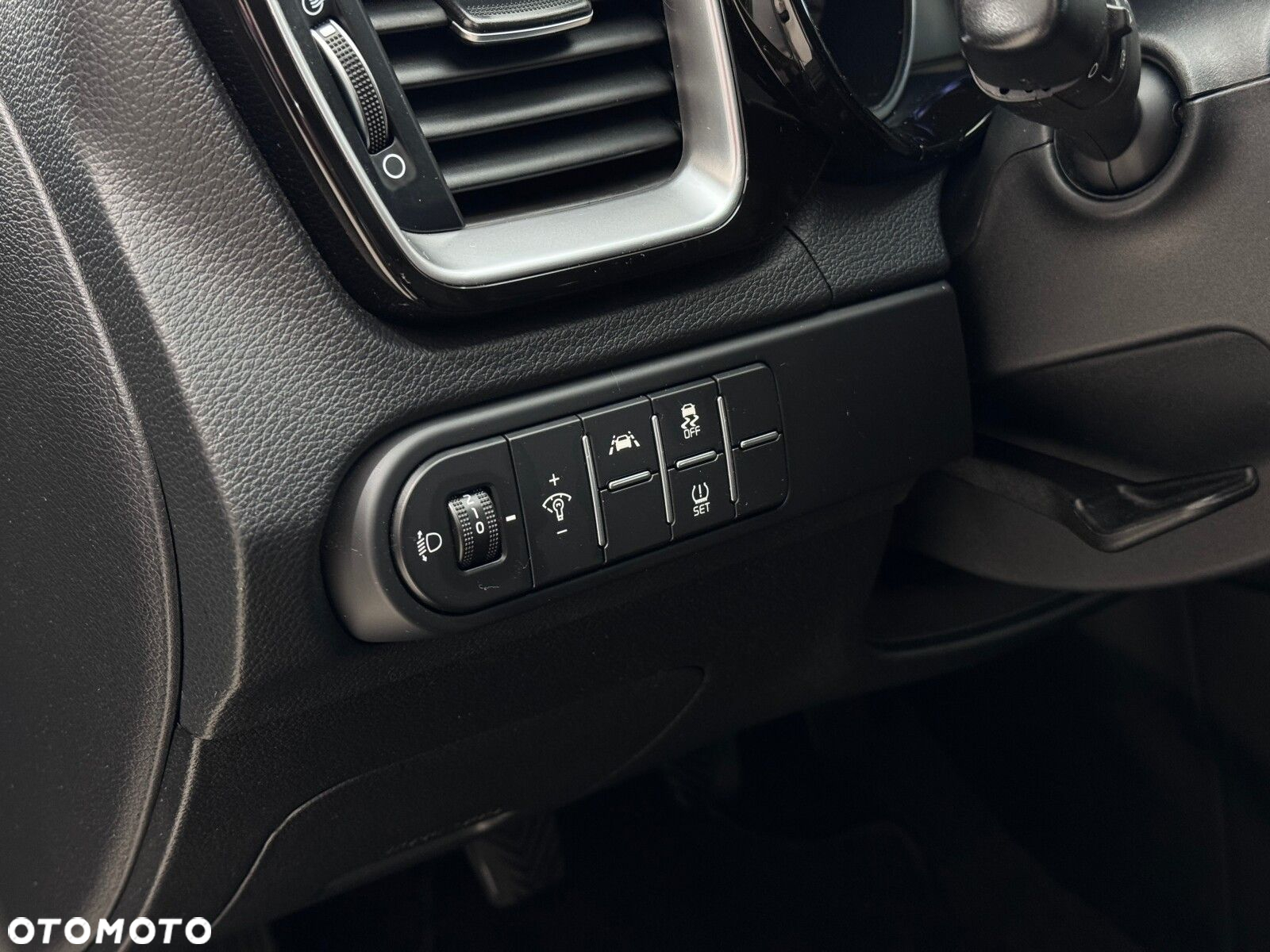 Kia Ceed - 21
