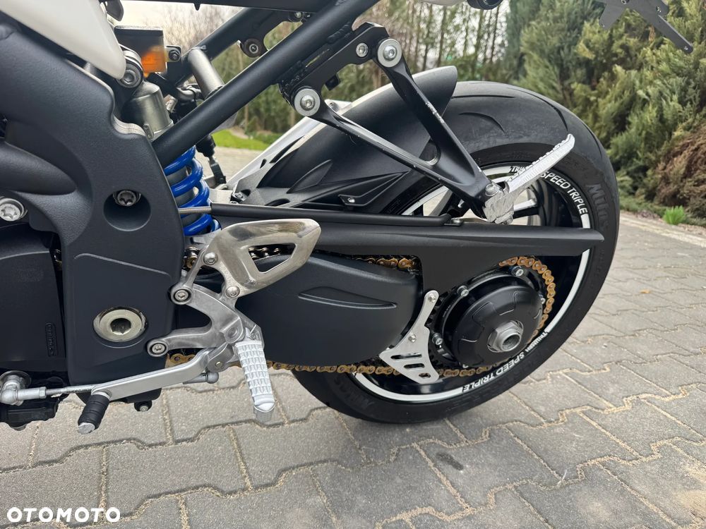 Triumph Speed Triple - 24