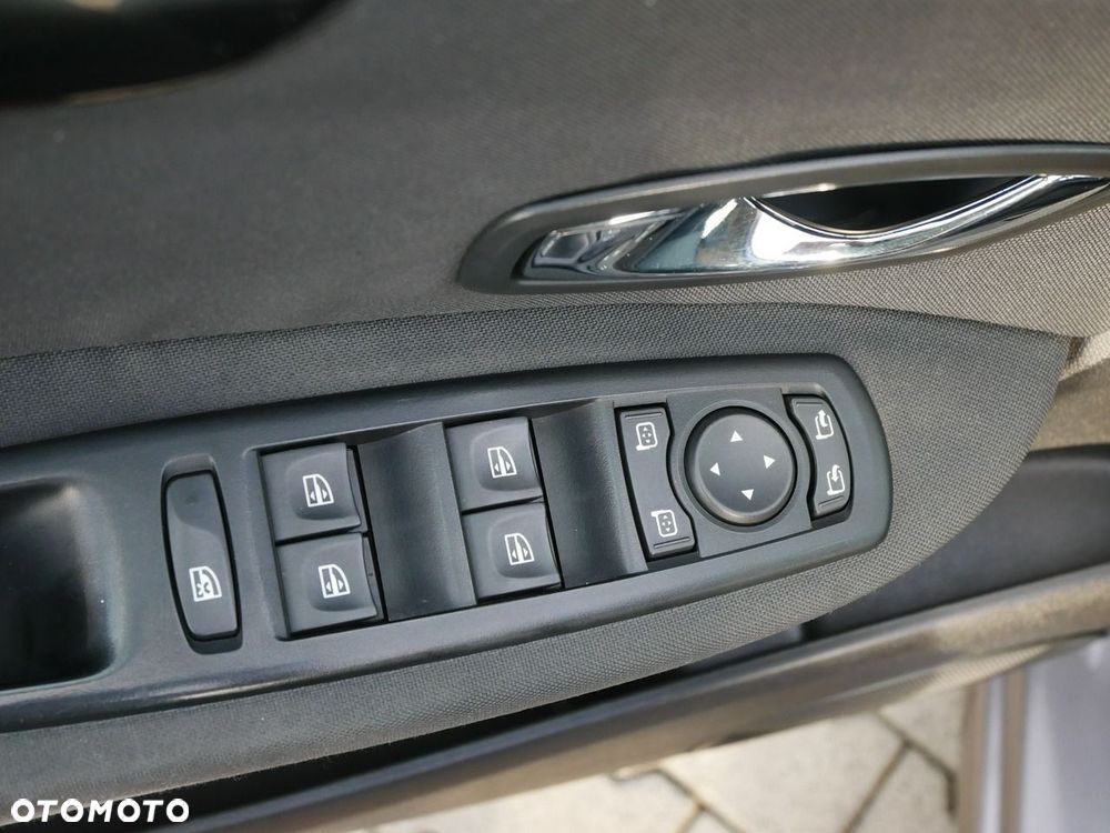 Renault Scenic ENERGY TCe 115 S&S Paris - 6