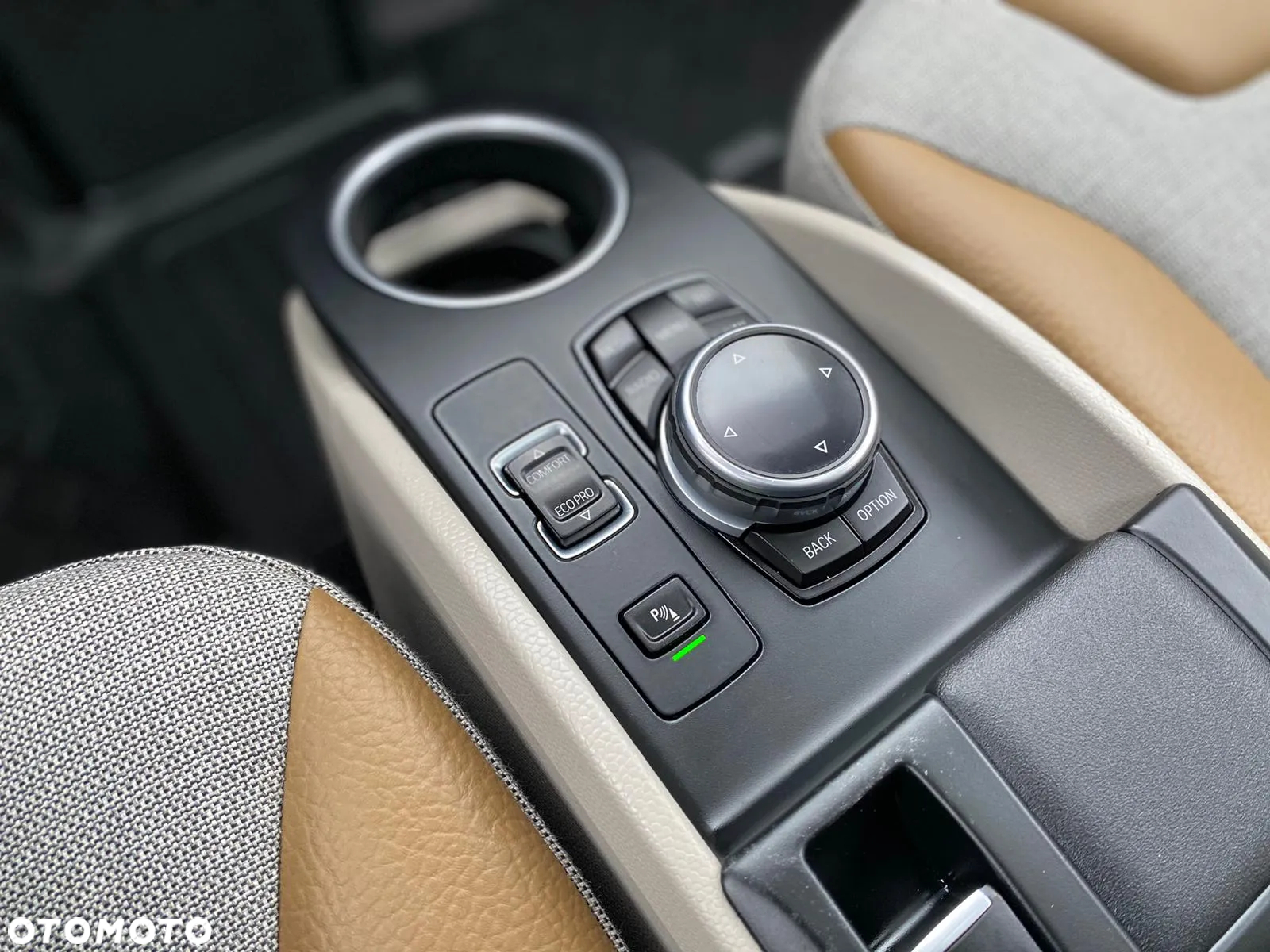 BMW i3 (60 Ah) - 28