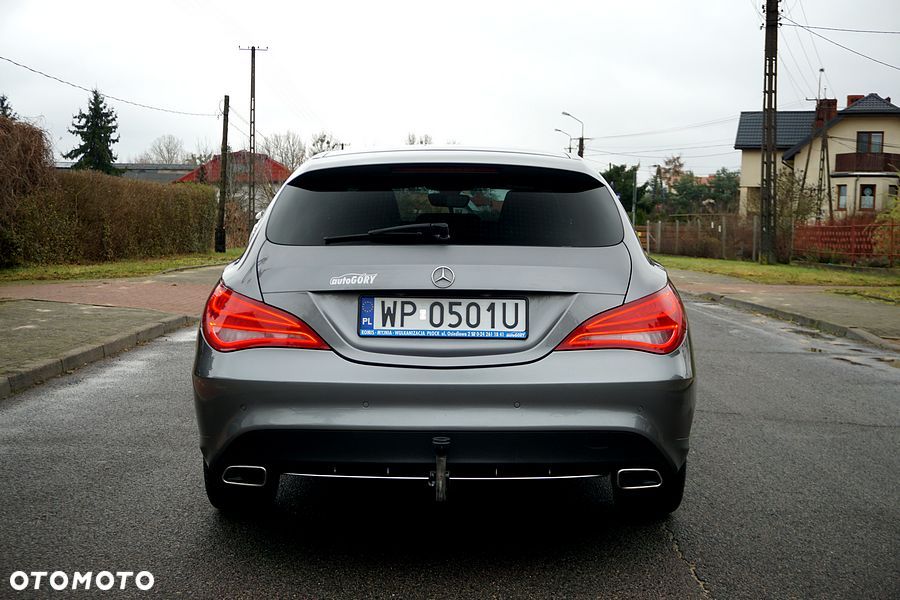 Mercedes-Benz CLA 180 Peak Edition - 10