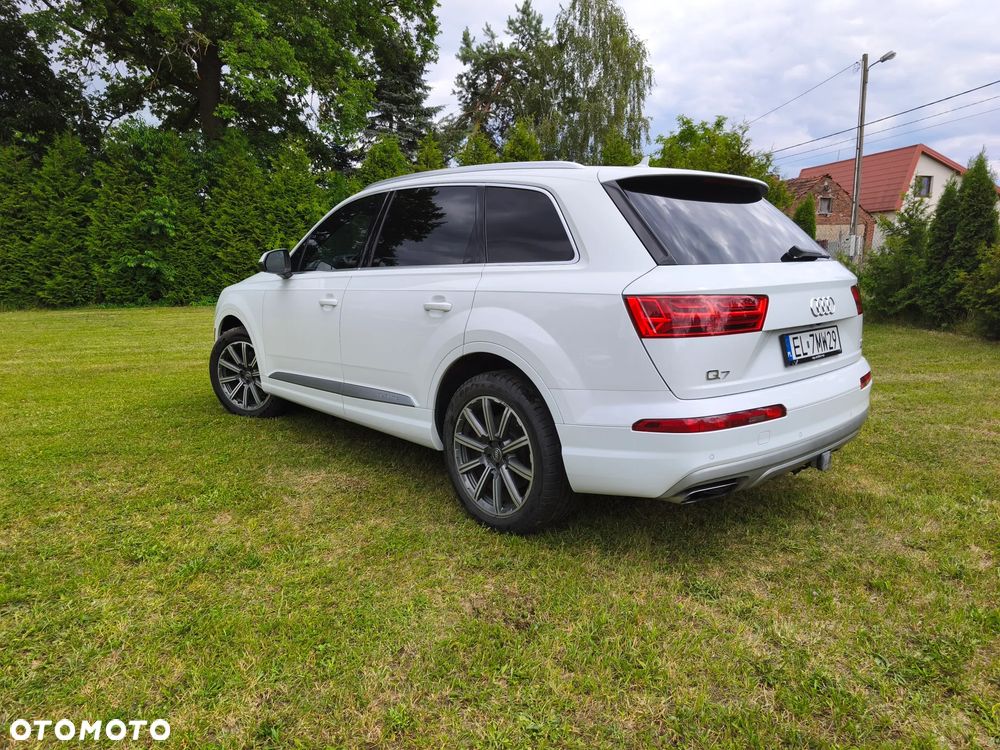 Audi Q7 3.0 TFSI Quattro Tiptronic - 6