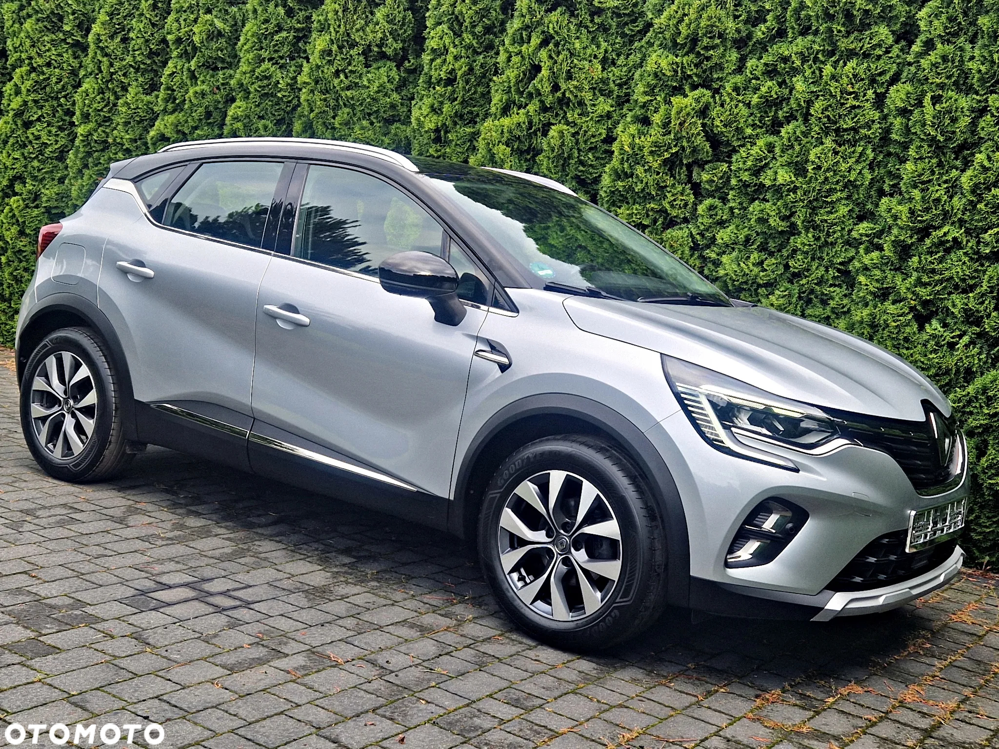 Renault Captur 1.3 TCe Intens EDC - 12