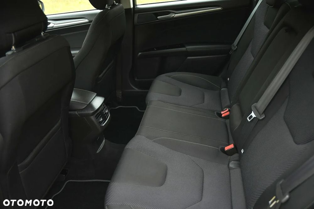 Ford Mondeo 2.0 TDCi STart-Stopp Titanium - 25