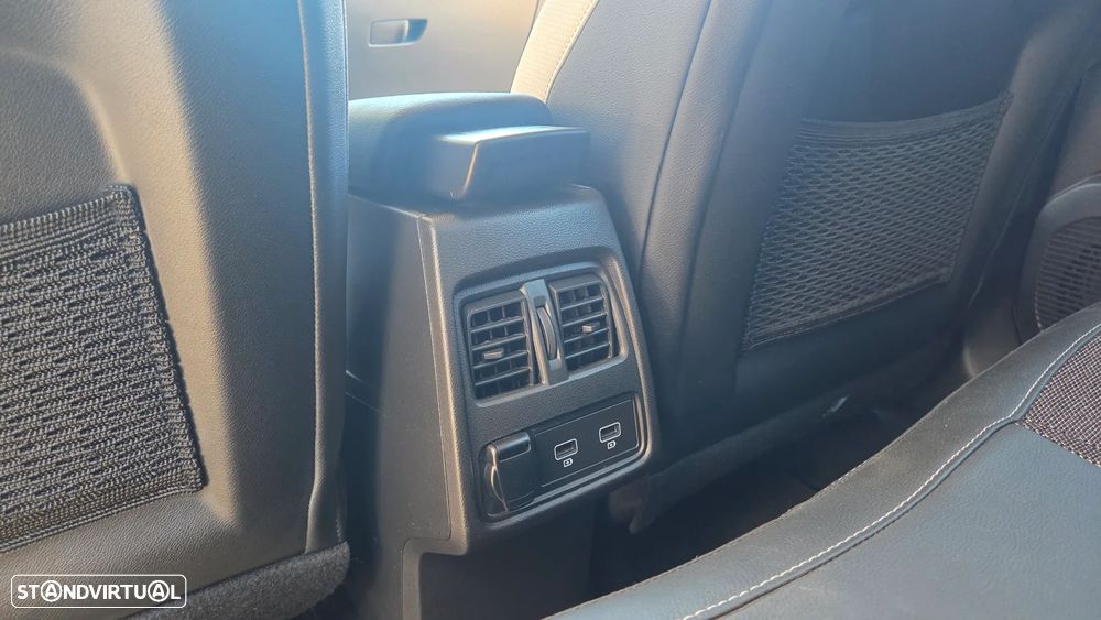 Renault Captur Mild Hybrid 140 EDC EVOLUTION - 20