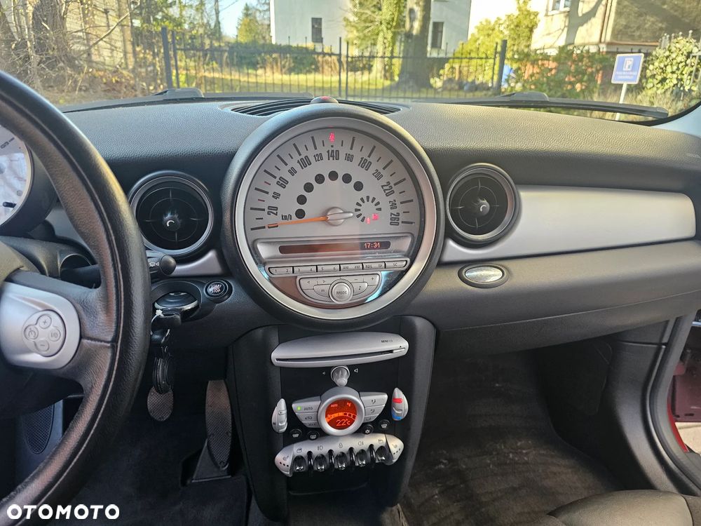 MINI Cooper 50 Mayfair - 12