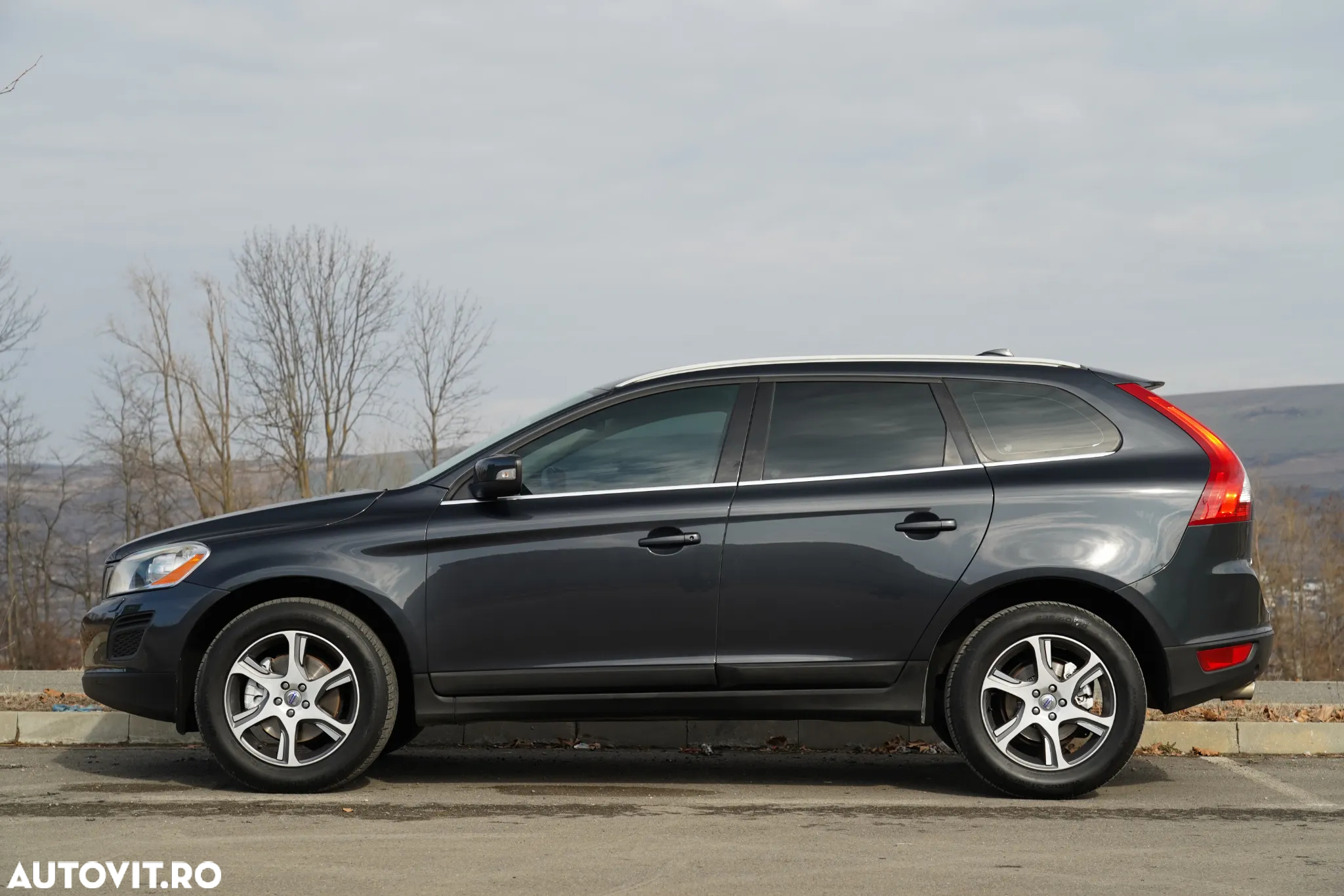 Volvo XC 60 2.4D AWD Summum - 19