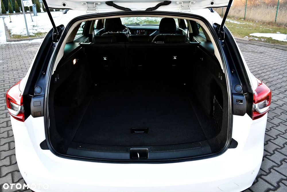 Opel Insignia 1.6 ECOTEC Exclusive - 22