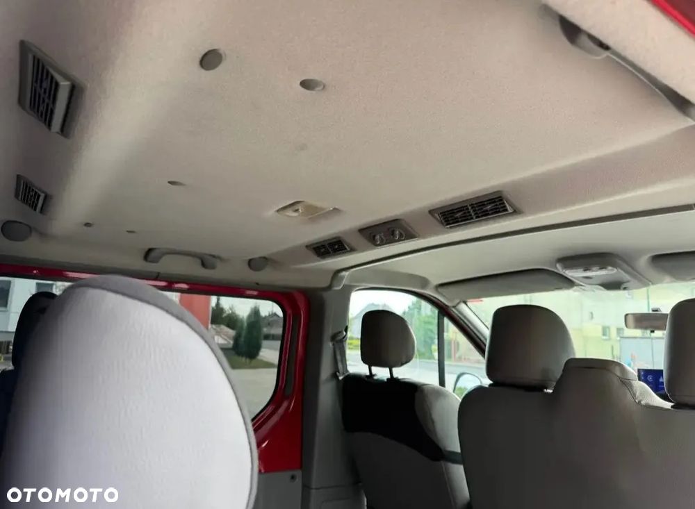 Opel Vivaro - 12