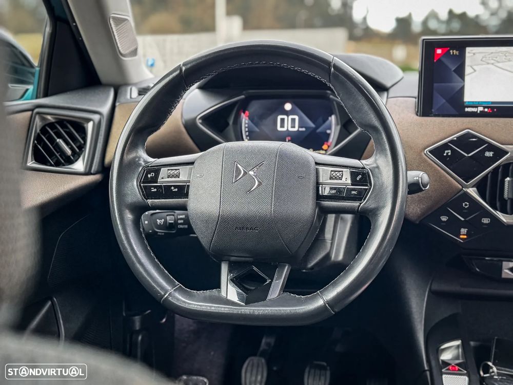 DS DS3 Crossback 1.2 PureTech Roofs of Paris - 17