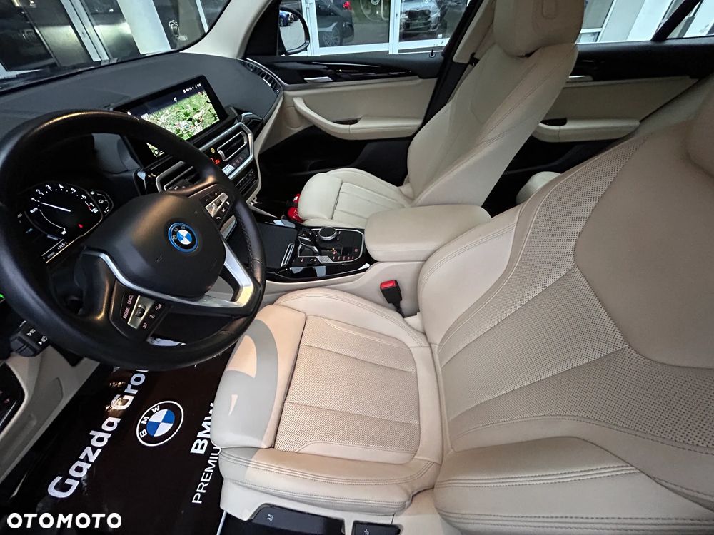 BMW X3 xDrive30e - 15
