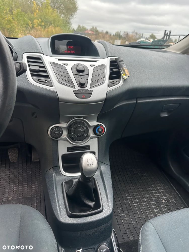 Ford Fiesta 1.4 Gold X (SVP) - 12