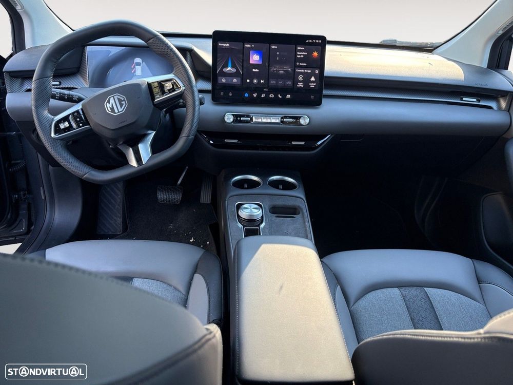 MG MG4 64 kWh Luxury - 10