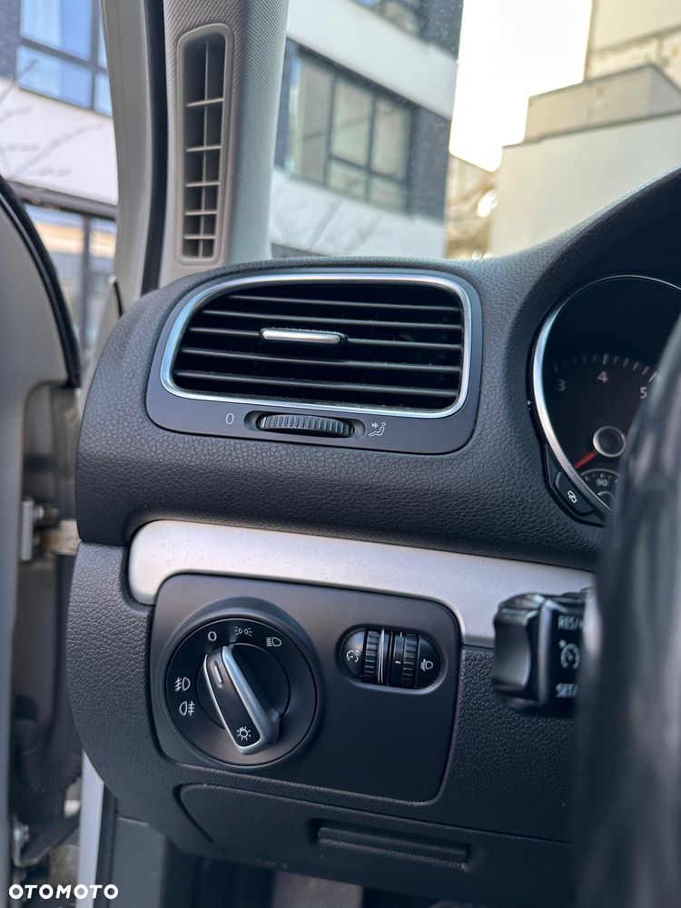 Volkswagen Golf 1.4 TSI Highline DSG - 7