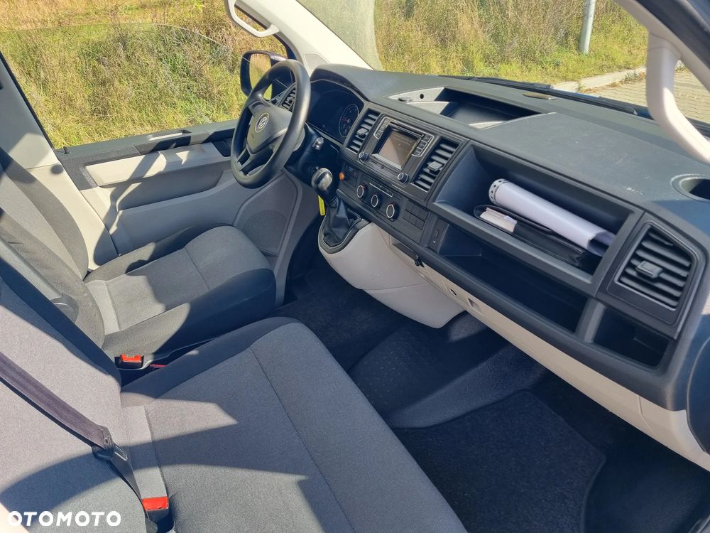 Volkswagen Transporter - 32