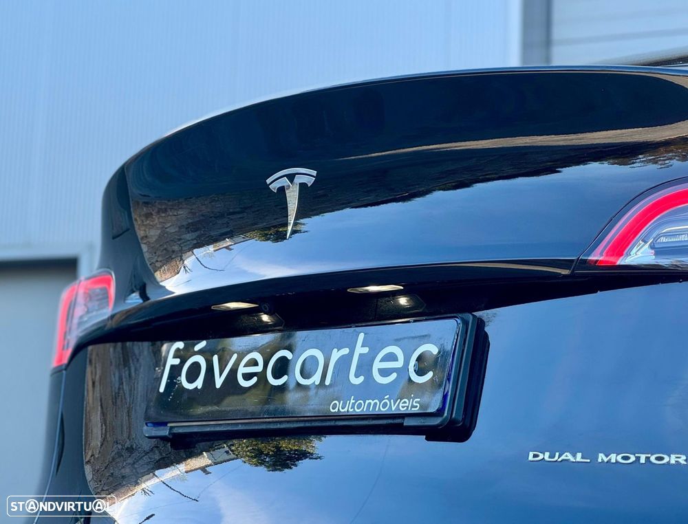 Tesla Model Y Long Range Tração Integral - 28