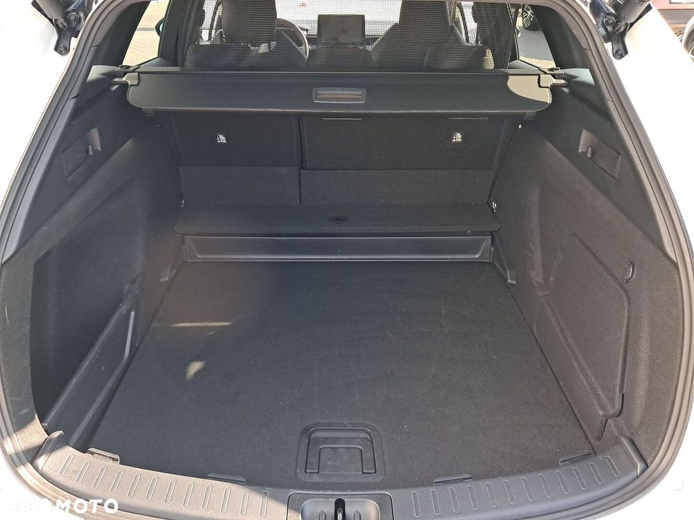 Toyota Corolla - 12