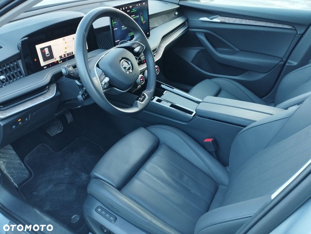 Skoda Superb 2.0 TSI 4x4 L&K DSG - 11