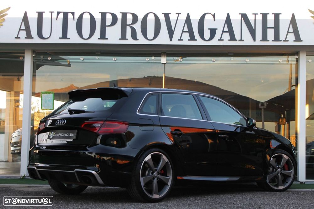 Audi RS3 Sportback 2.5 TFSI quattro S tronic - 25