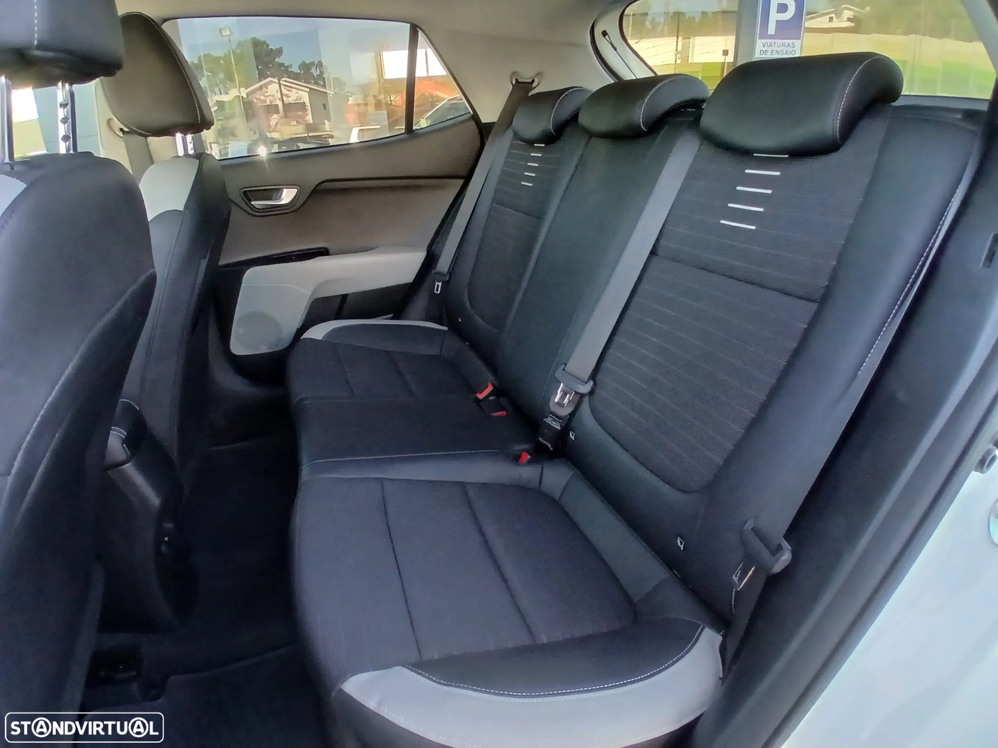 Kia Stonic 1.6 CRDi TX - 27