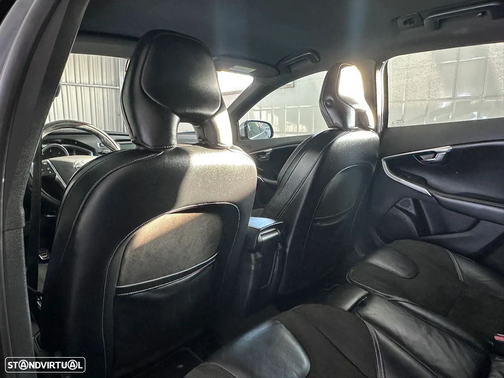 Volvo V40 1.6 D2 R-Design - 10