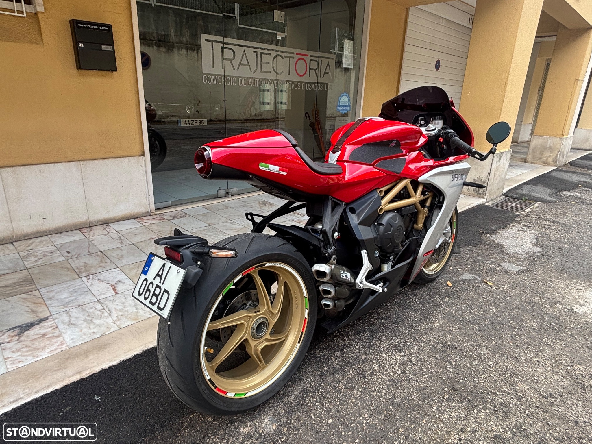 MV Agusta Superveloce 800 - 3