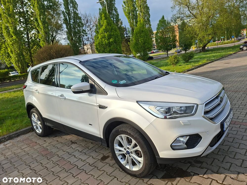 Ford Kuga 2.0 TDCi 4x4 Titanium - 6