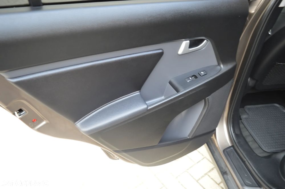 Kia Sportage 1.7 CRDI 2WD Vision - 15