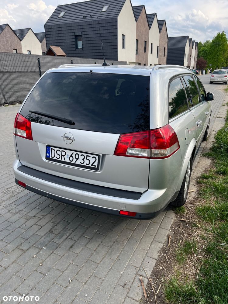 Opel Vectra 1.9 CDTI - 2